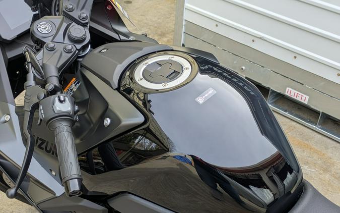 2025 Suzuki GSX-8R