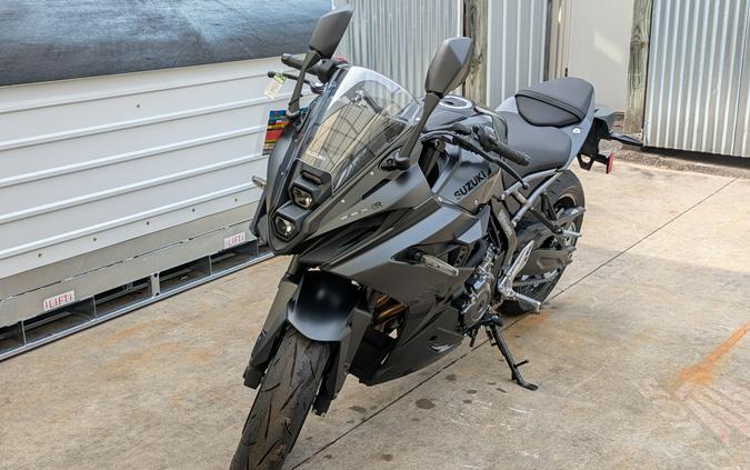 2025 Suzuki GSX-8R