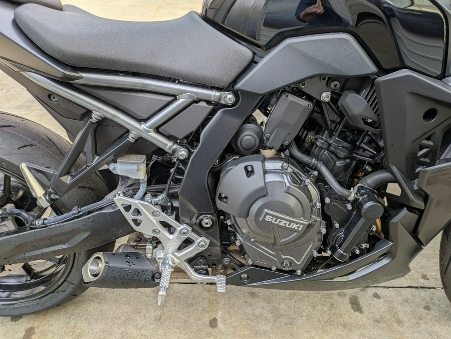 2025 Suzuki GSX-8R