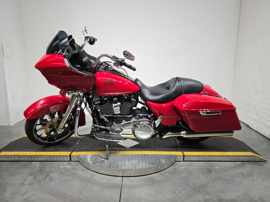 FLTRX 2023 Road Glide®