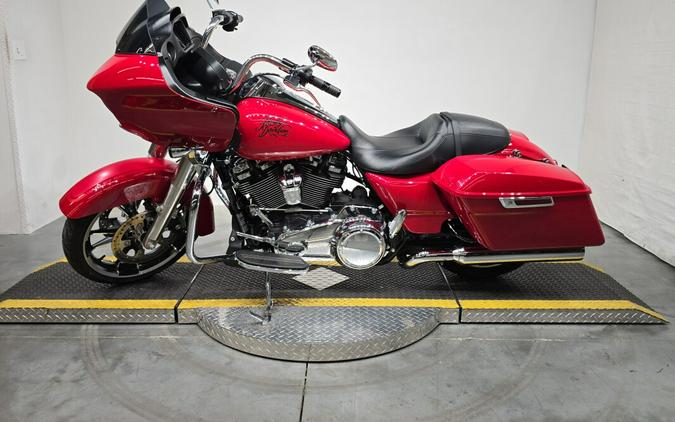 FLTRX 2023 Road Glide®