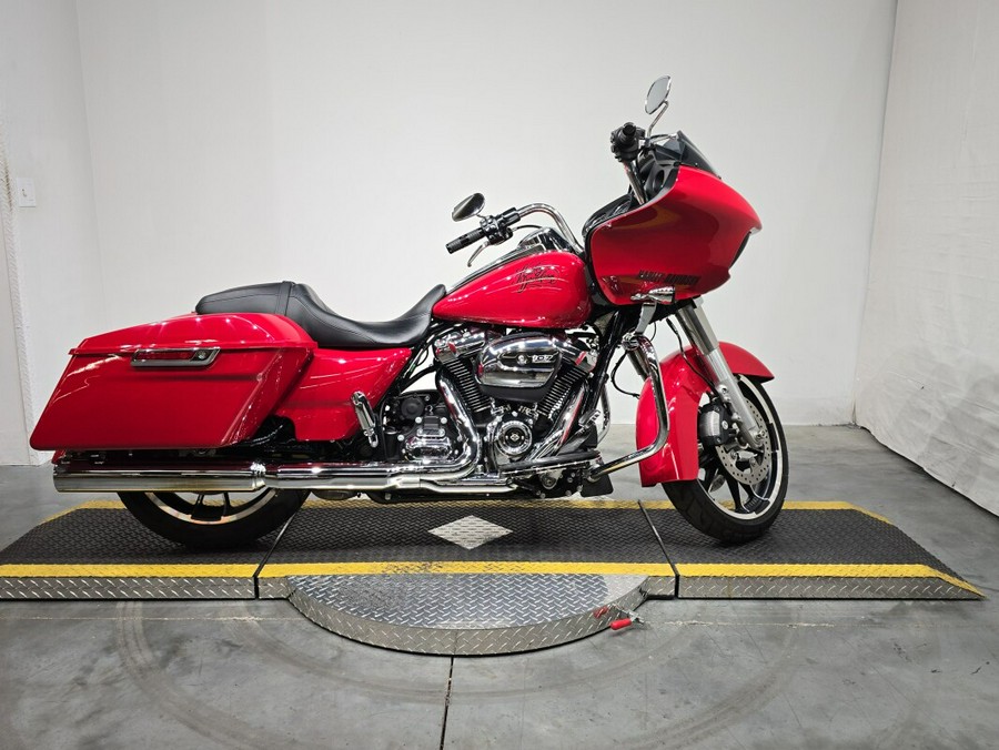 FLTRX 2023 Road Glide®