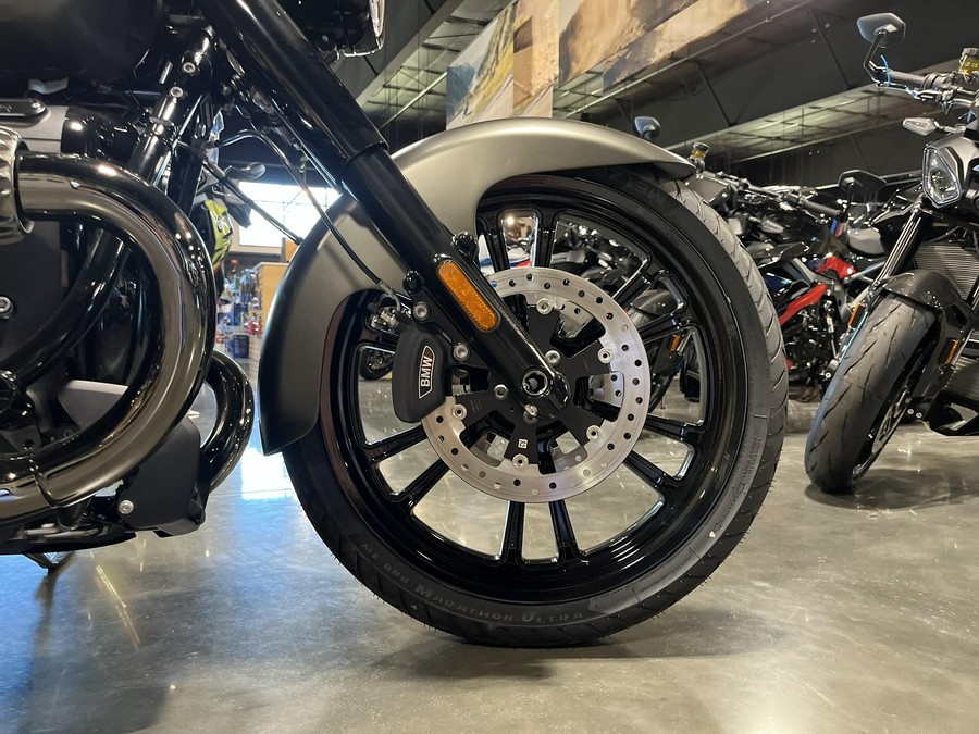 2024 BMW R 18 Roctane