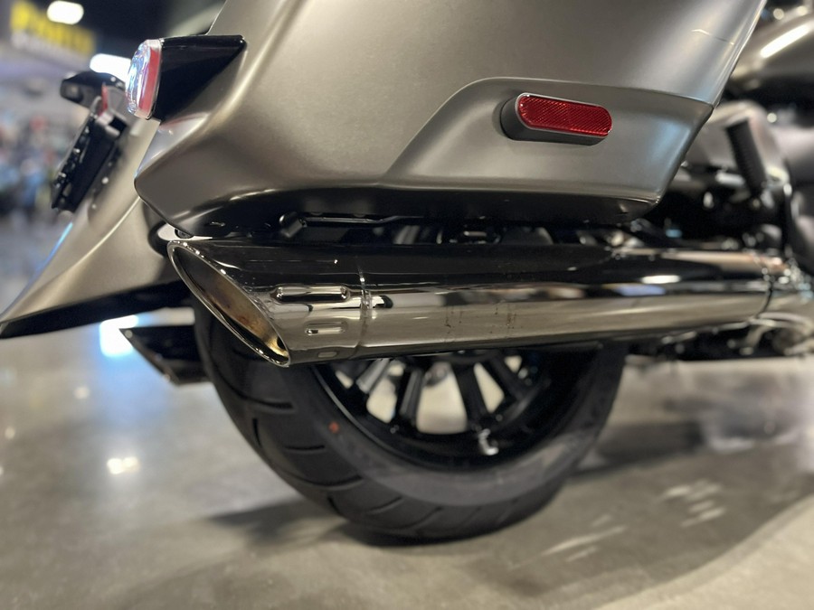 2024 BMW R 18 Roctane