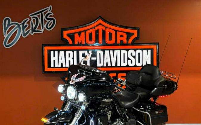 2017 Harley-Davidson® FLHTK - Ultra Limited