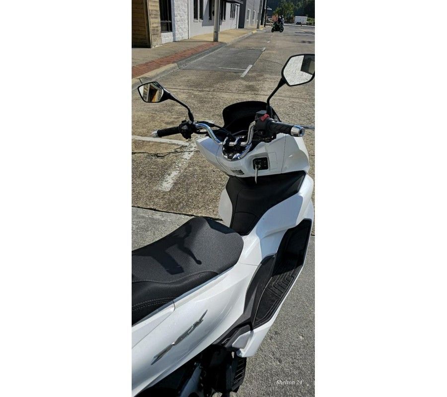 2022 Honda PCX150 ABS