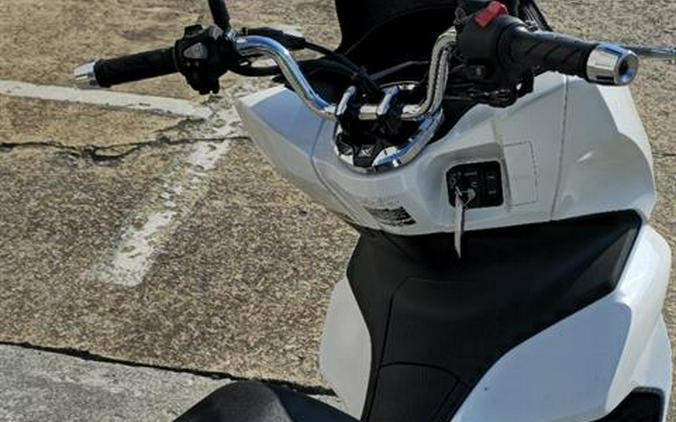 2022 Honda PCX150 ABS