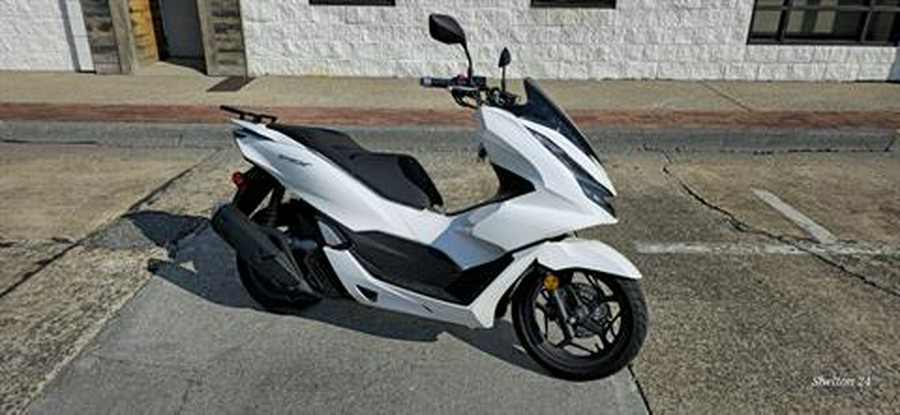 2022 Honda PCX150 ABS