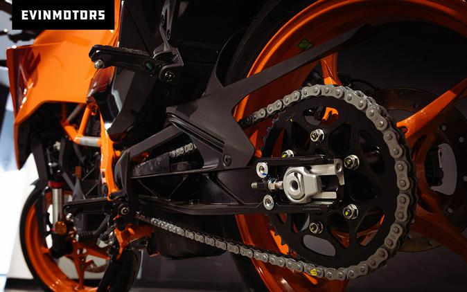2024 KTM Duke 390