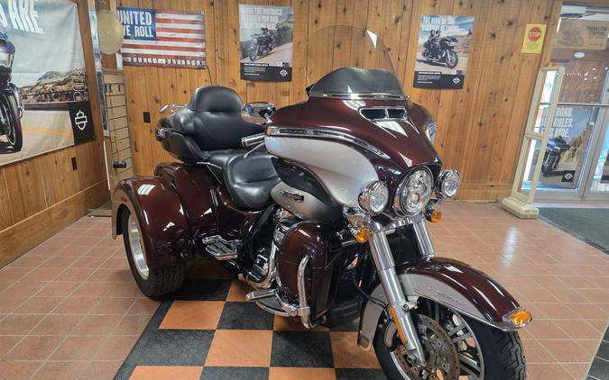 2018 Harley-Davidson Tri Glide® Ultra