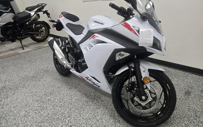 2026 Kawasaki Ninja 300 ABS Pearl Blizzard White - K1854