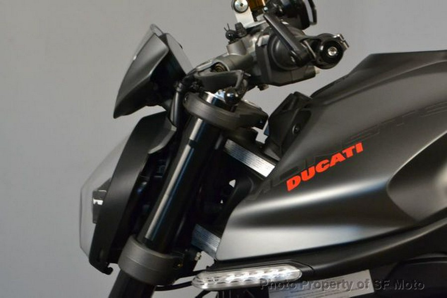 2022 Ducati Monster 937 Plus