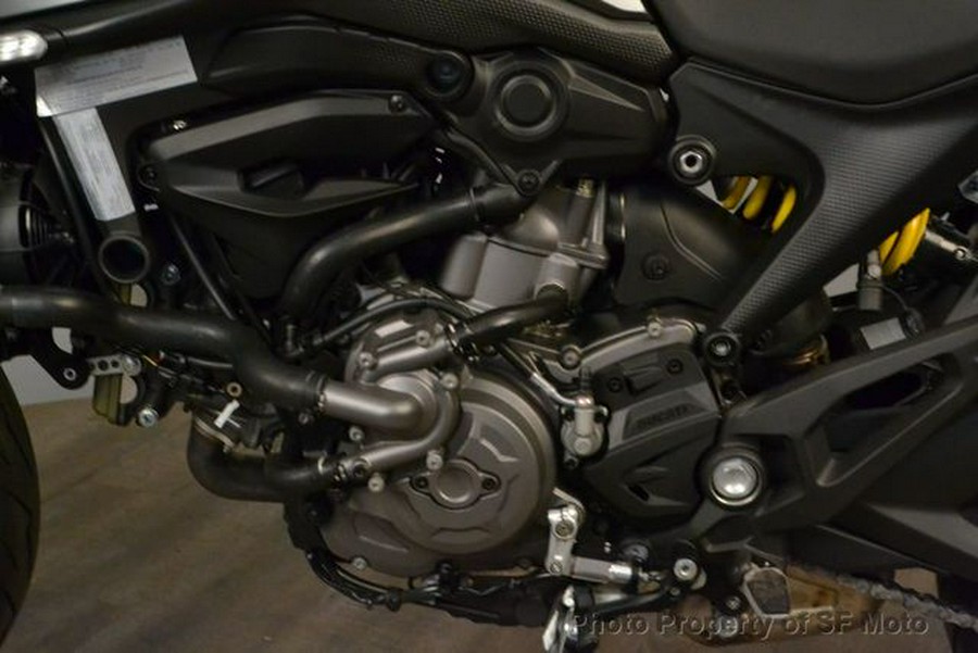 2022 Ducati Monster 937 Plus