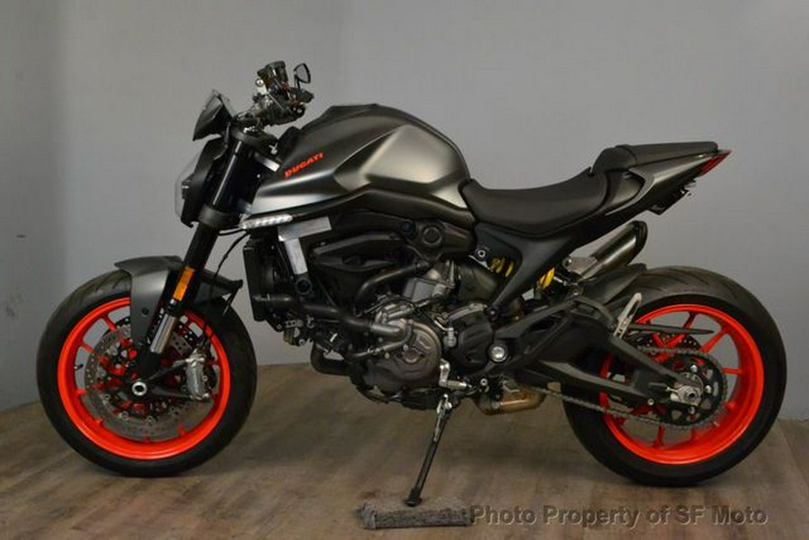 2022 Ducati Monster 937 Plus