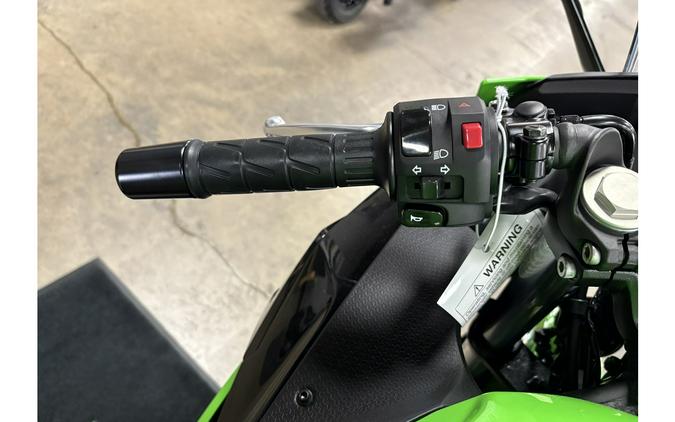 2025 Kawasaki Ninja 500 KRT Edition SE ABS