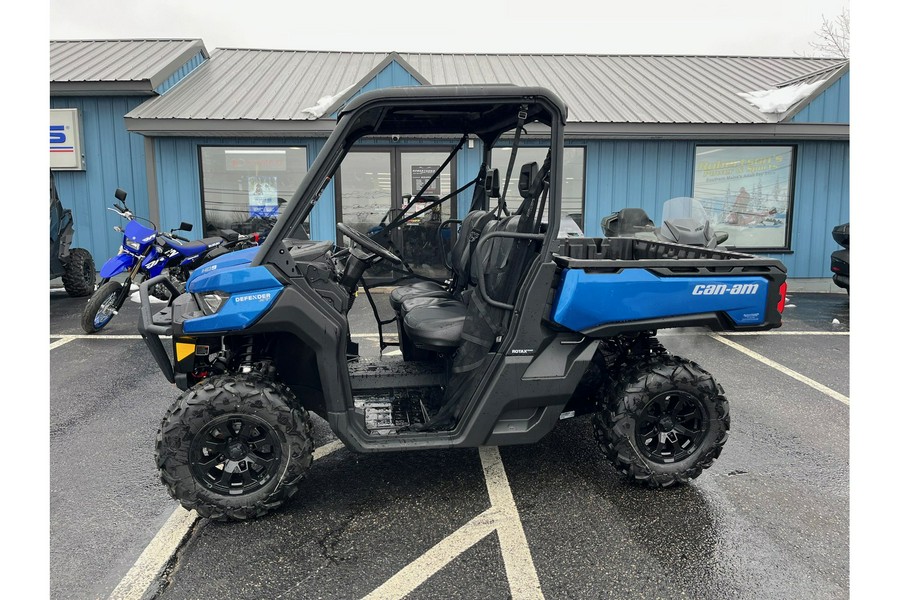 2023 Can-Am Defender XT HD9