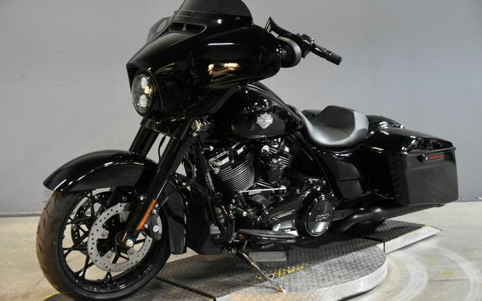 2022 Harley-Davidson Street Glide Special