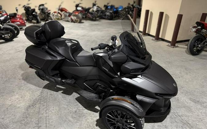 2026 Can-Am® Spyder RT Limited Dark