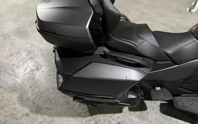 2026 Can-Am® Spyder RT Limited Dark