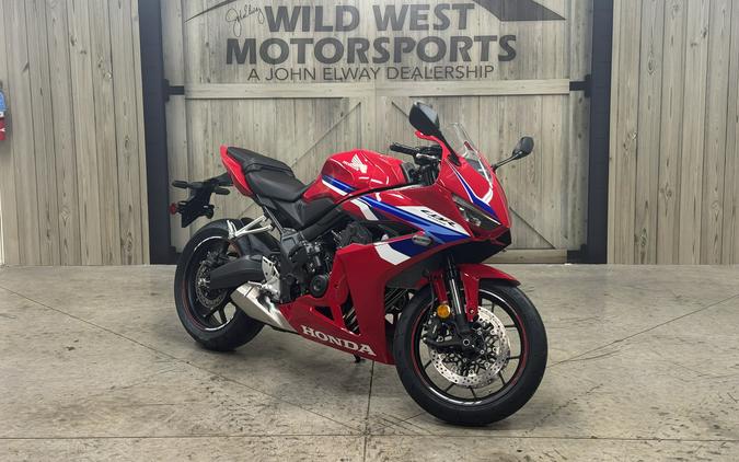 2026 Honda CBR650R E-Clutch