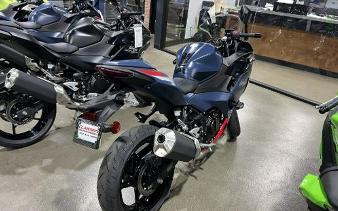 2026 Kawasaki Ninja® 500 SE ABS