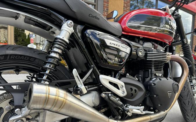 2019 Triumph Speed Twin Korosi Red and Storm Grey - 3852U
