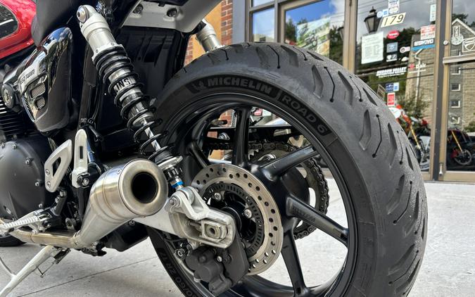 2019 Triumph Speed Twin Korosi Red and Storm Grey - 3852U