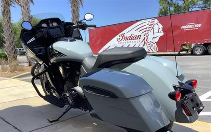 2024 Indian Motorcycle Challenger® Dark Horse® Icon with PowerBand Audio Package