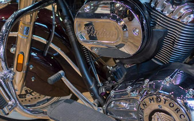 2021 Indian Motorcycle® Vintage Crimson Metallic