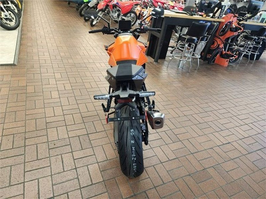 New 2024 KTM 390 DUKE