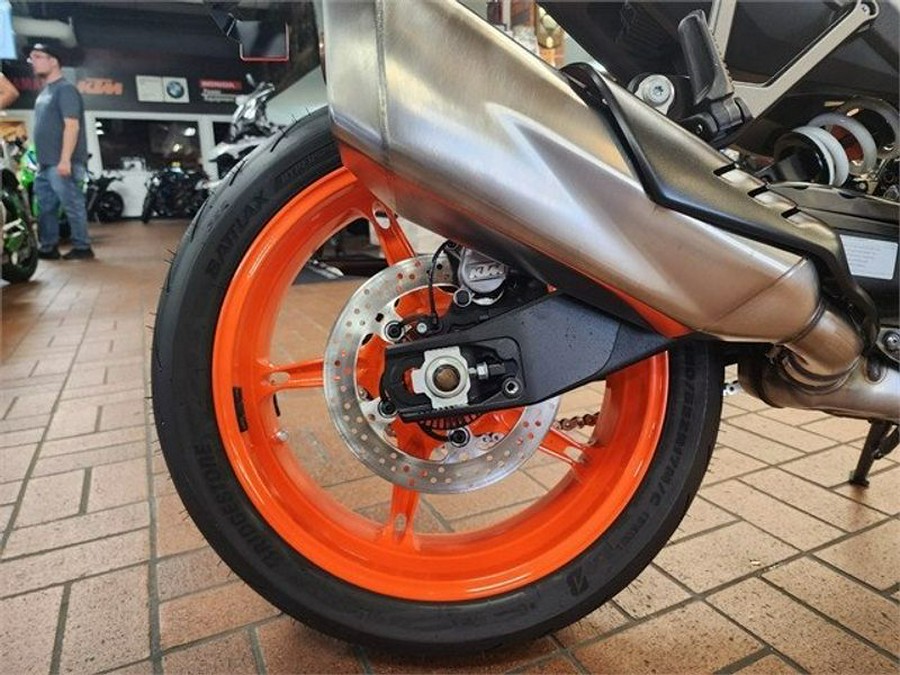 New 2024 KTM 390 DUKE