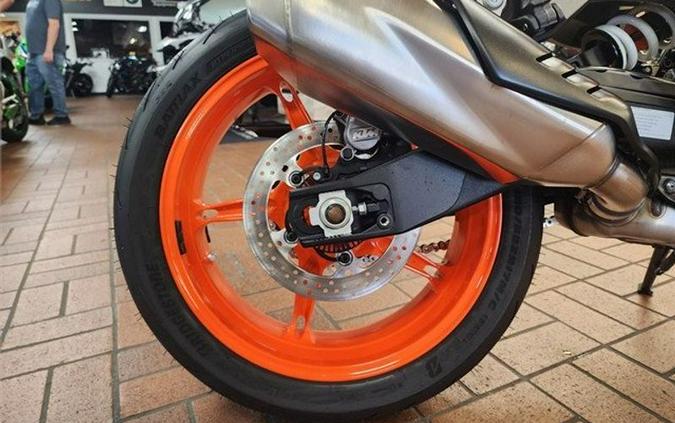 New 2024 KTM 390 DUKE