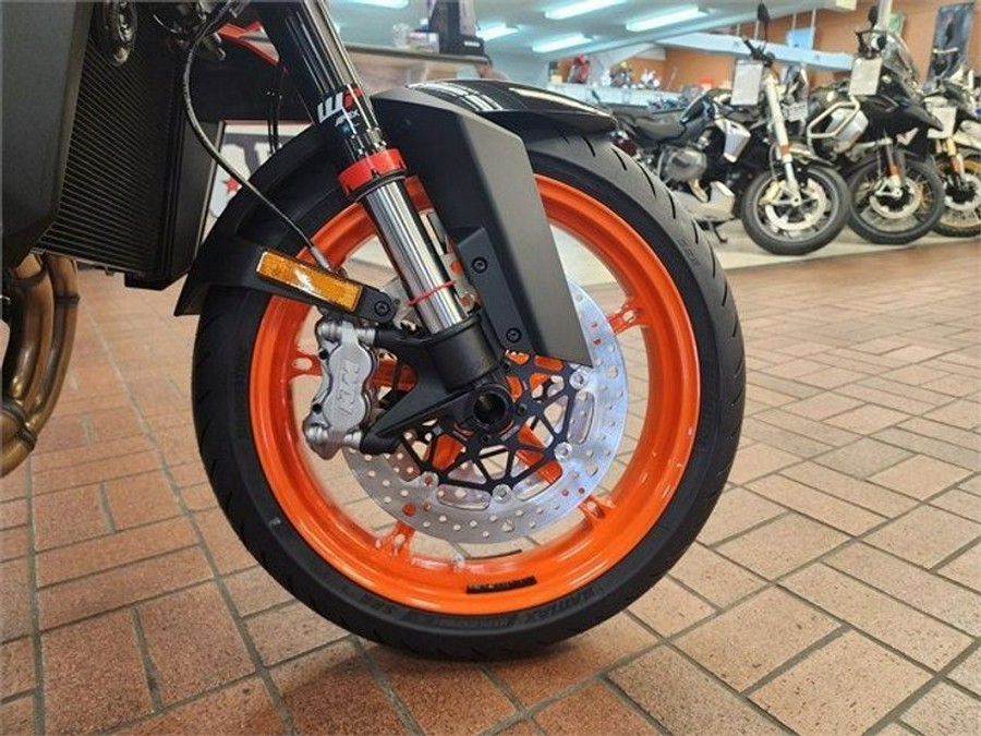 New 2024 KTM 390 DUKE