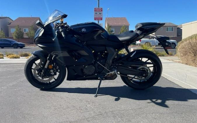 2025 Yamaha YZF R7