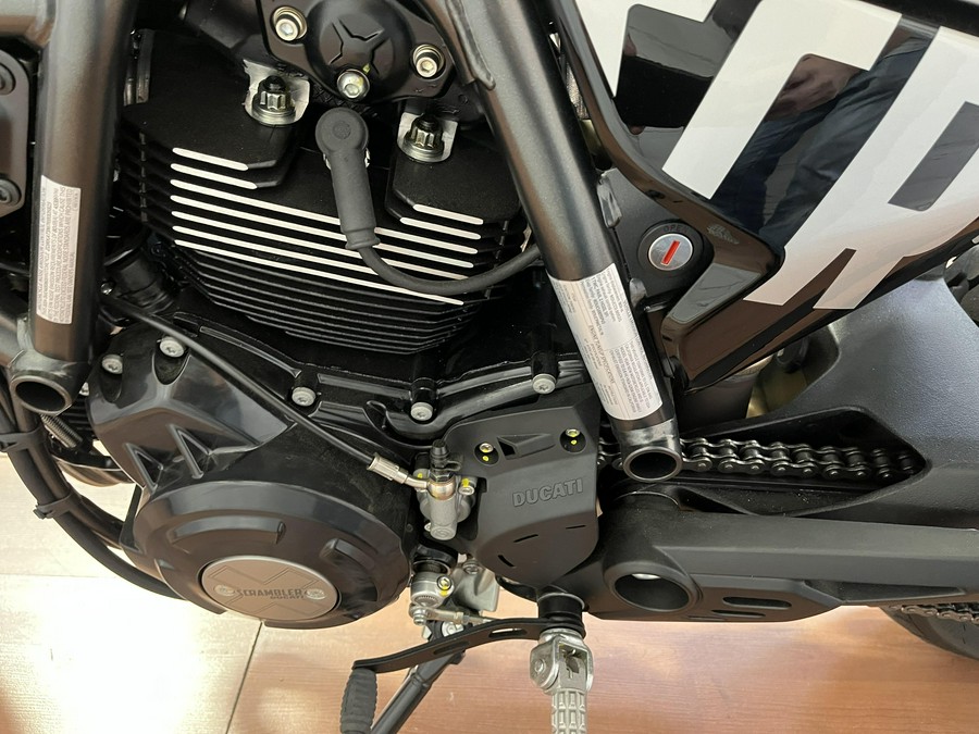 2024 Ducati SCRAMBLER ICON 800