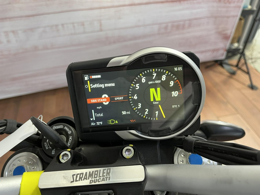 2024 Ducati SCRAMBLER ICON 800