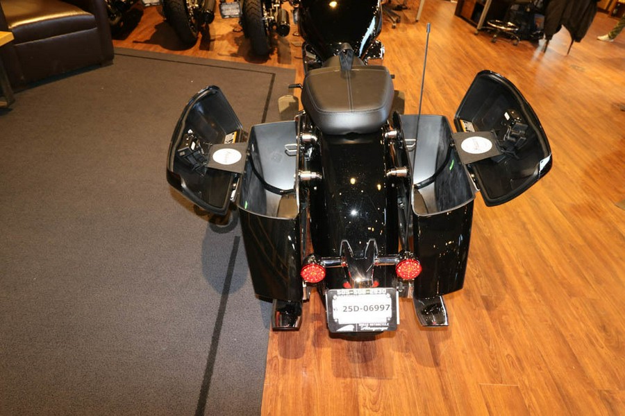 2025 Indian Motorcycle® Chieftain® PowerPlus Black Metallic