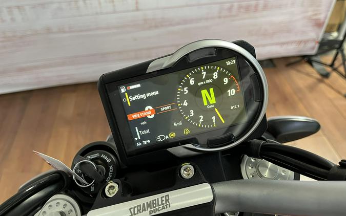 2025 Ducati SCRAMBLER ICON 800