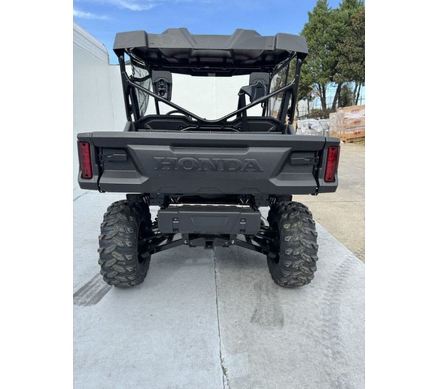 2025 Honda Pioneer 1000 Deluxe