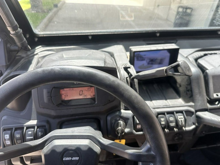 2023 Can-Am Defender MAX DPS HD10