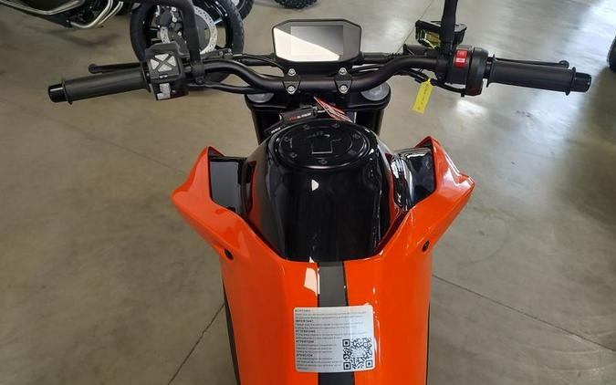 2024 KTM 790 Duke