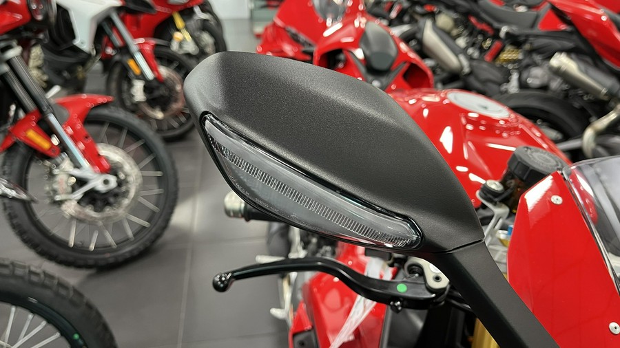 2025 Ducati PANIGALE V2S 896