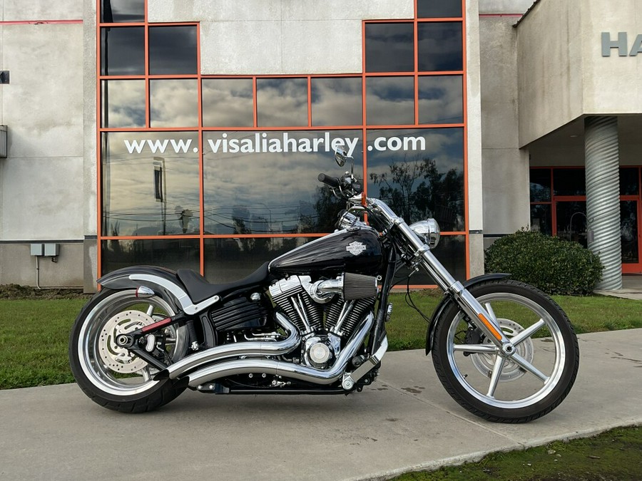 FXCWC 2011 Softail® Rocker™ C