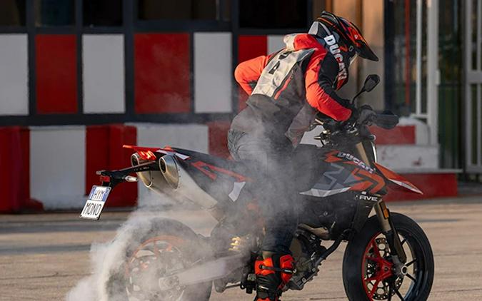 2025 Ducati Hypermotard 698 Mono Ducati Red - 7634