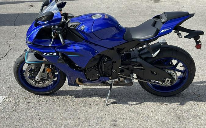 2026 Yamaha YZF R1