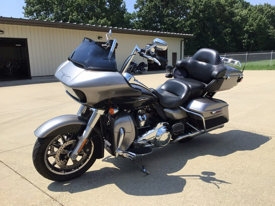 2017 FLTRU Road Glide® Ultra