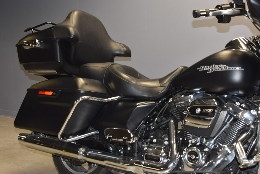2017 Harley-Davidson Street Glide Special FLHXS