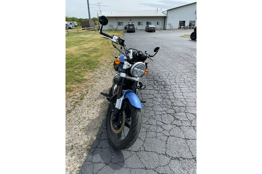 2024 SUPER METEOR 650 - ASTRAL BLUE - Royal Enfield