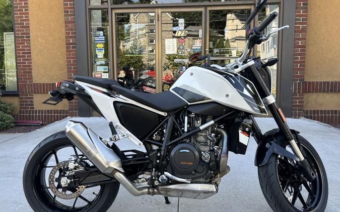 2017 KTM 690 Duke - 3816U
