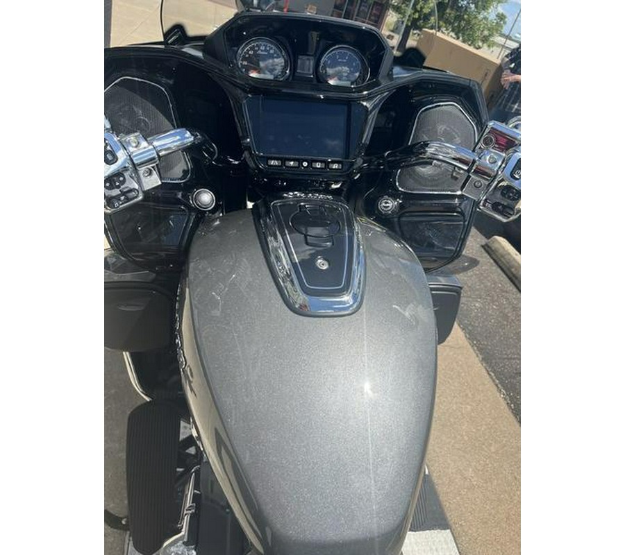 2024 Indian Motorcycle® Pursuit® Limited Titanium/Black Metallic